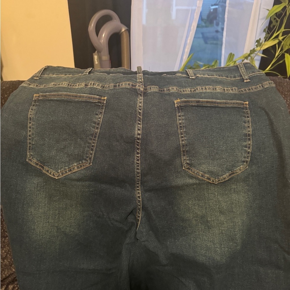 Bloomchic blue jeans. - Picture 3 of 5